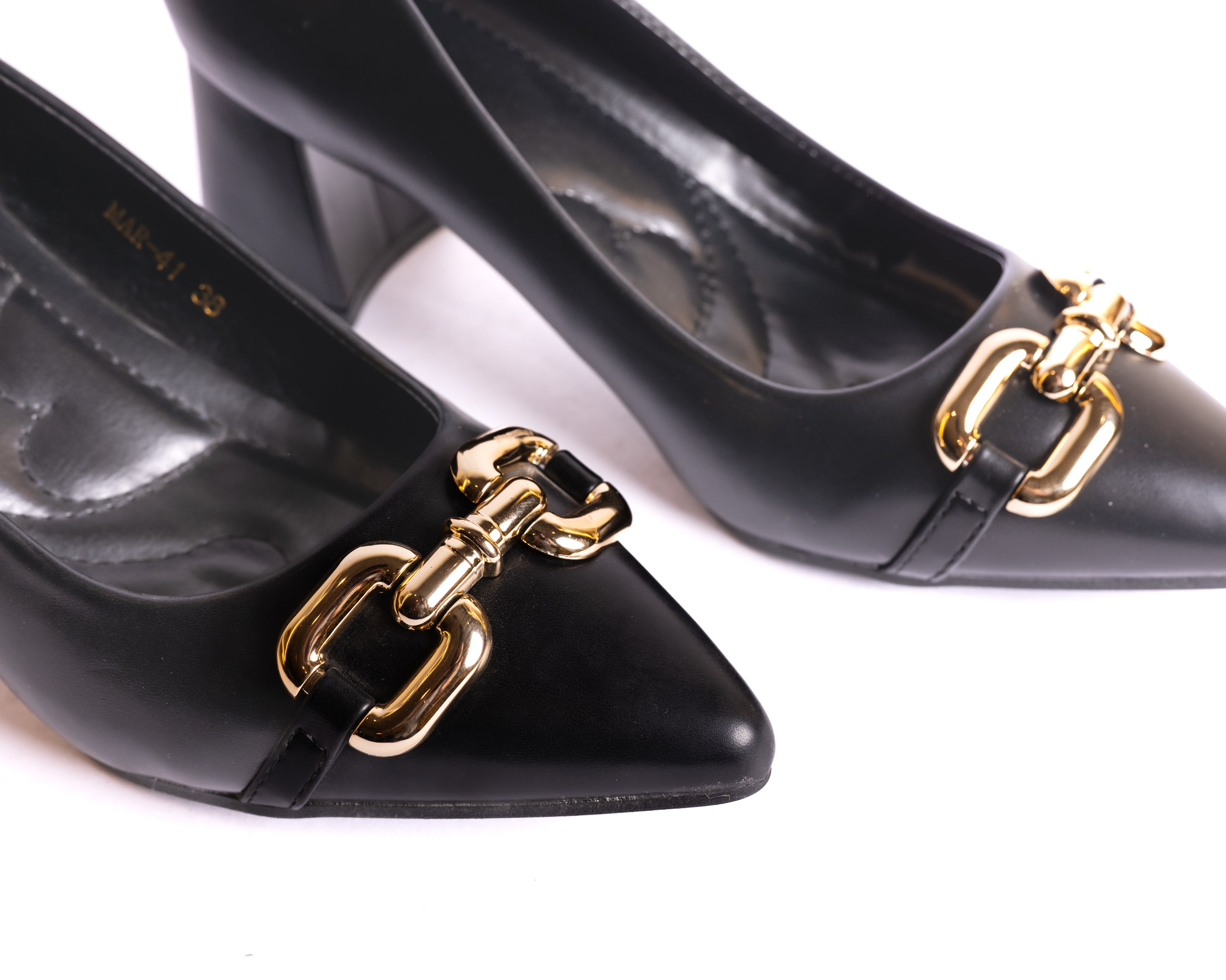 Chain-Link Pointed-Toe Ballet