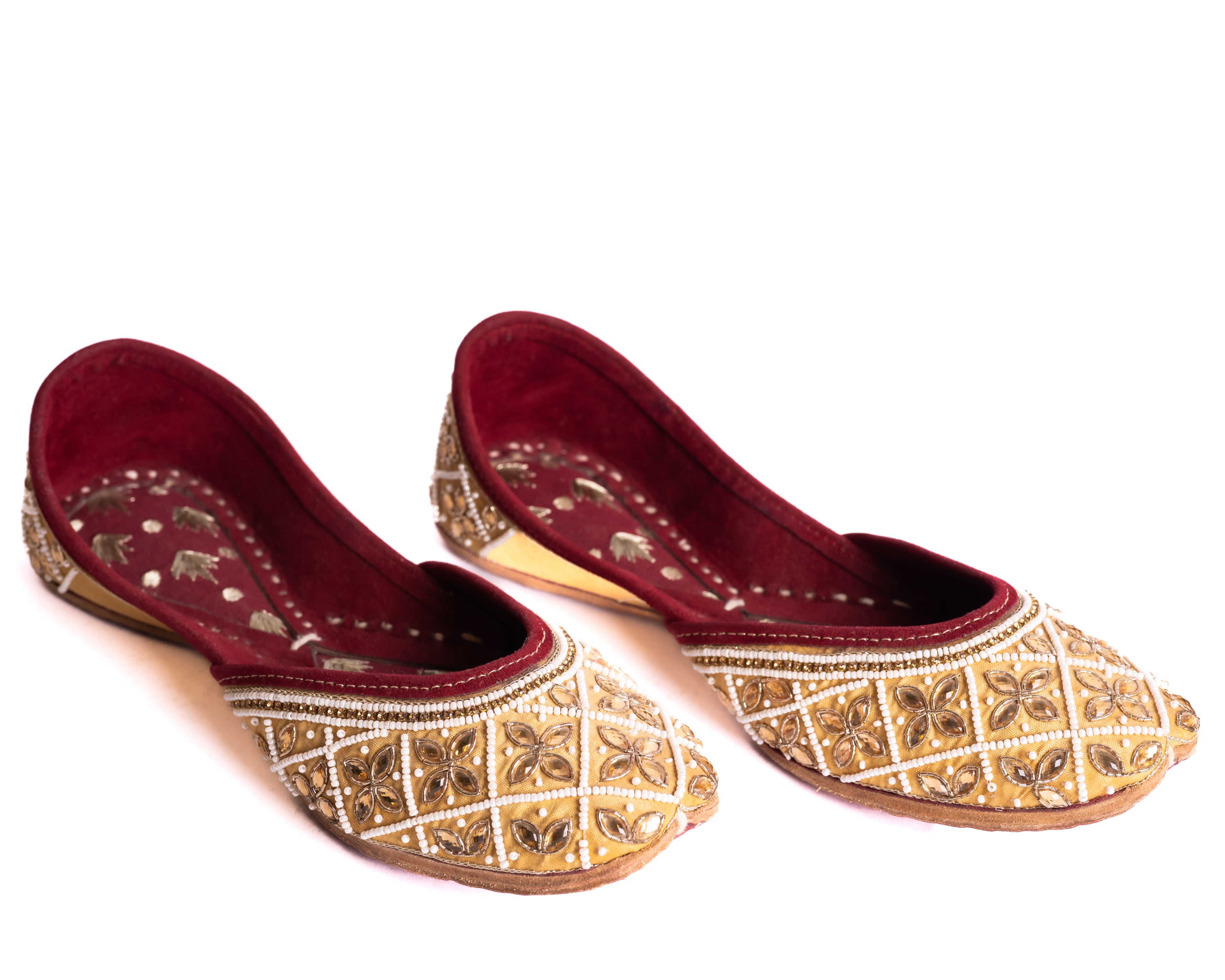 Akoya Jutti