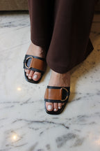D-Buckle - Black