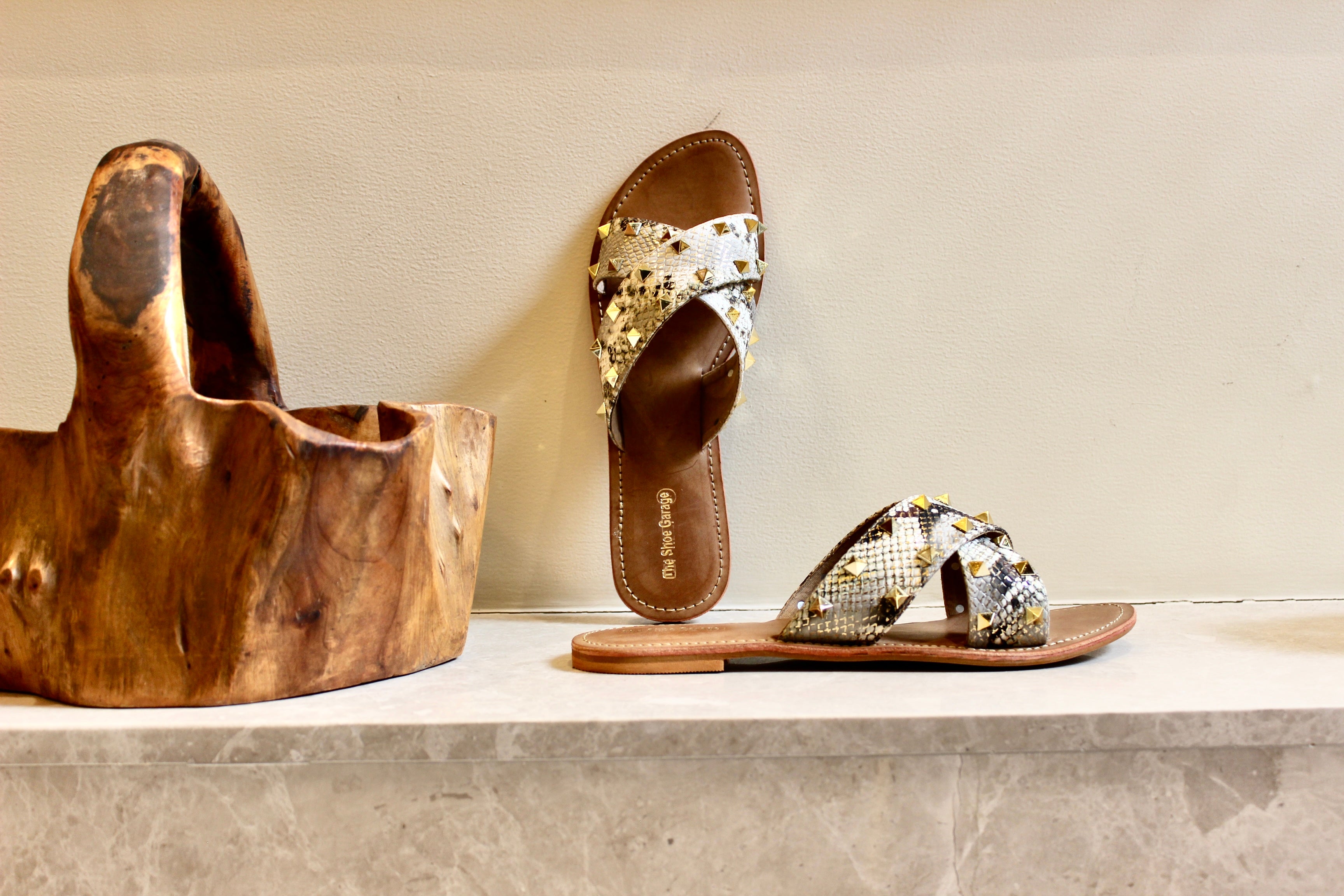 Renklet Studs